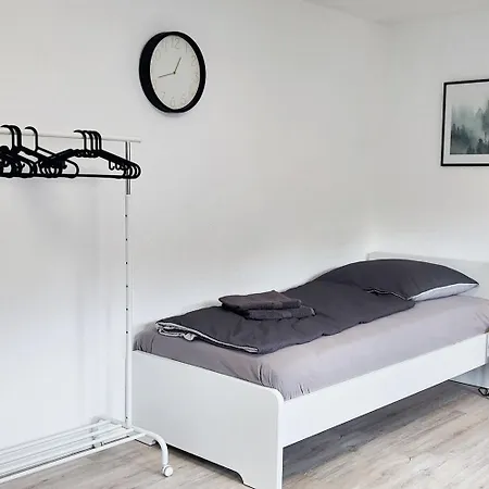 Aparthotel Dwk: Monteurhaus Bei Neuwied Niederbreitbach